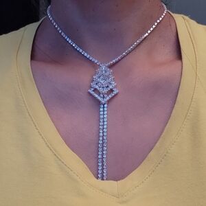 Elegant Silver Necklace with Crystal Accents
